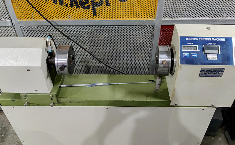 Torsion Testing Machine