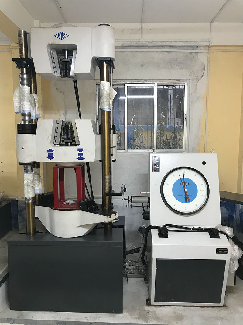 Universal Testing Machine